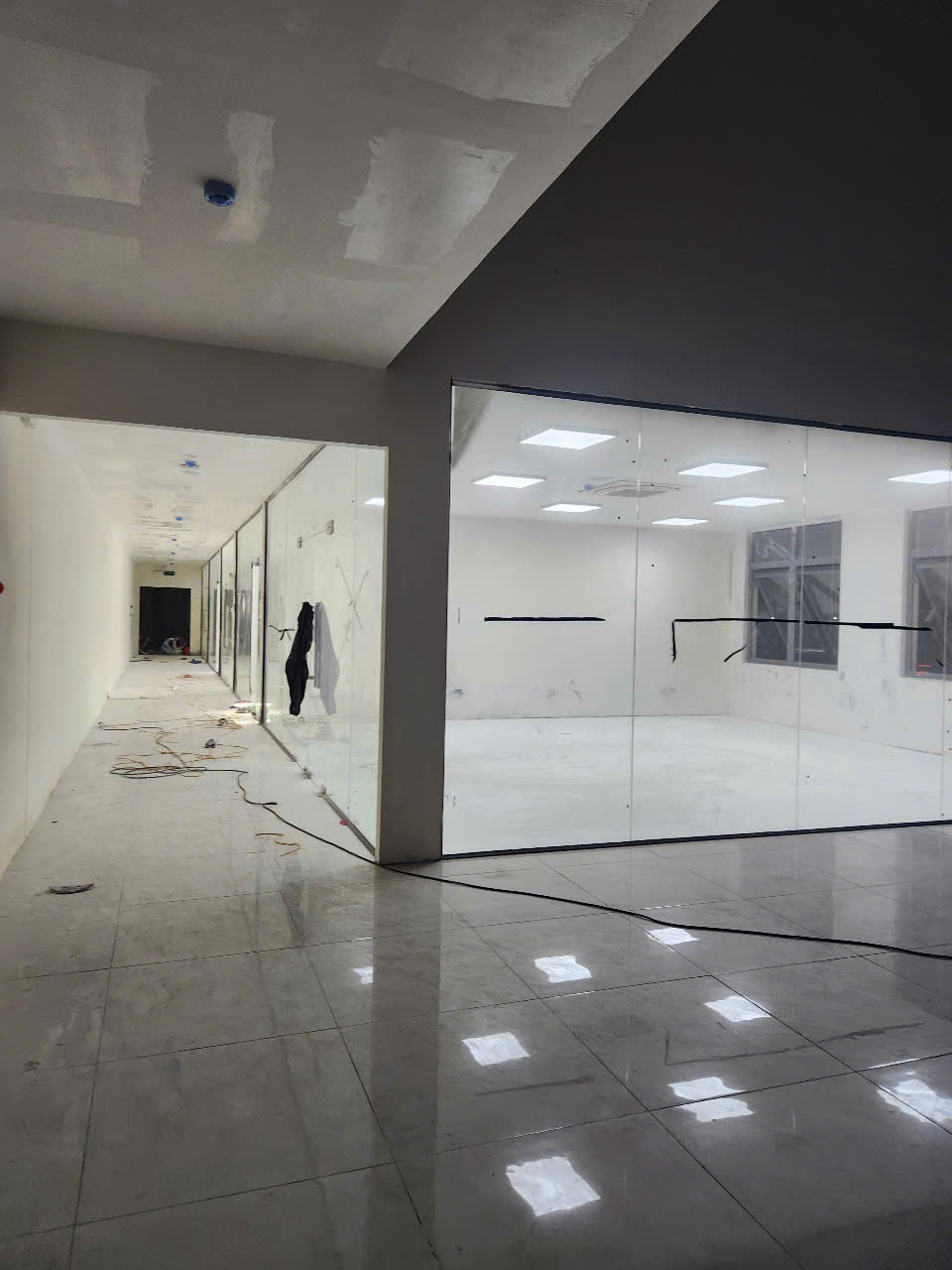 Kính cường lực